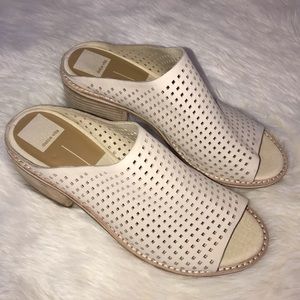 DOLCE VITA Nubuck Mules